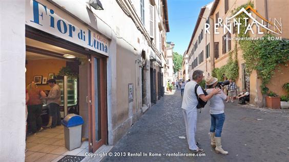 via del corso